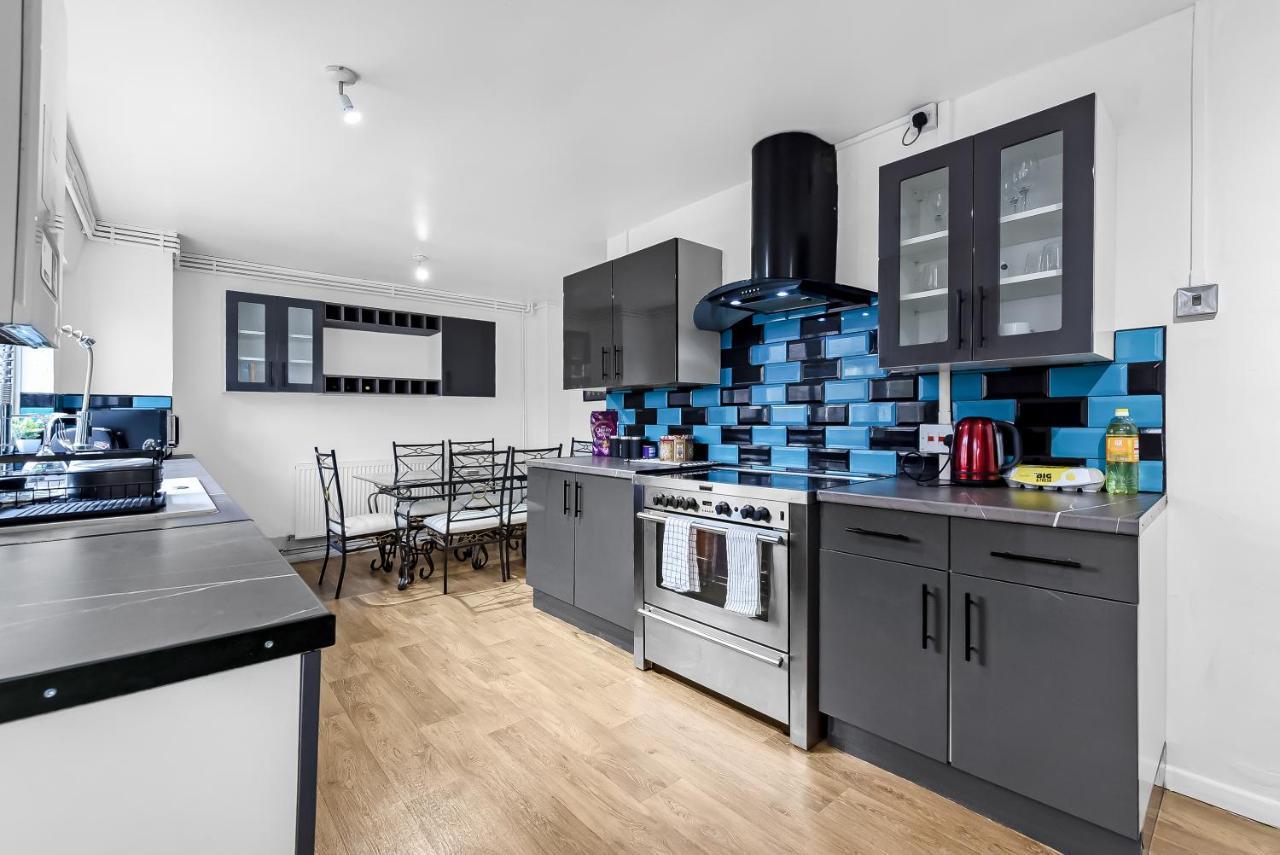 Stylish Excel 3 Bedroom Flat Londra Exterior foto