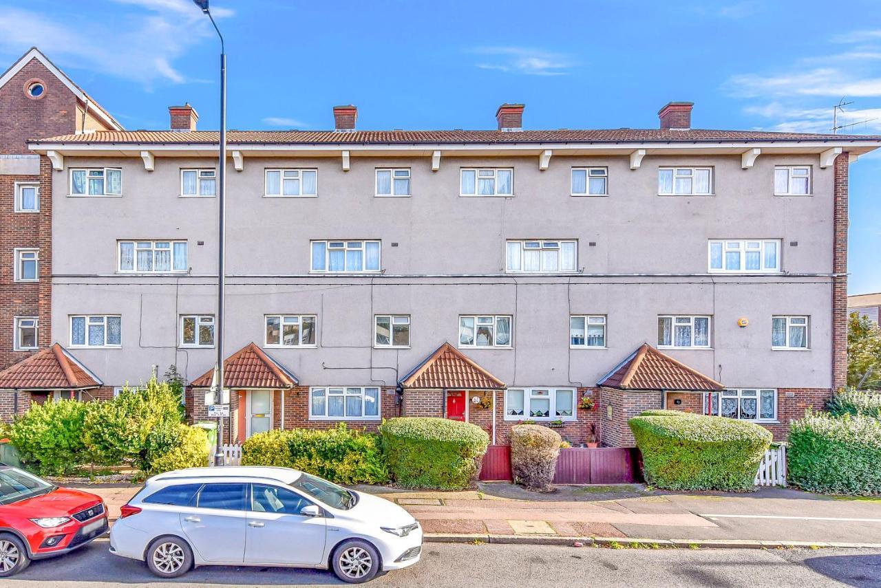 Stylish Excel 3 Bedroom Flat Londra Exterior foto